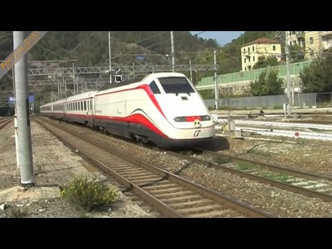 E.414 in transito a Ronco Scrivia - E.414 running in Ronco Scrivia