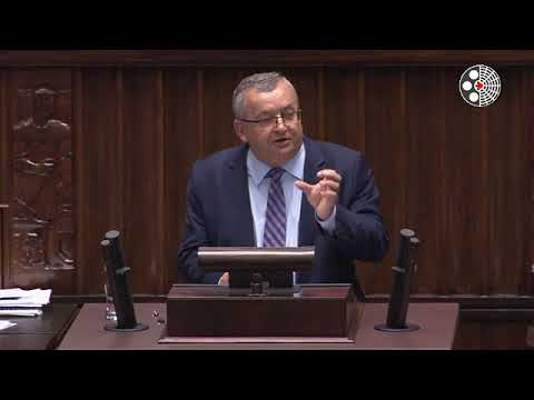 Andrzej Adamczyk: Kary dla szarej strefy, ochrona uczciwych firm