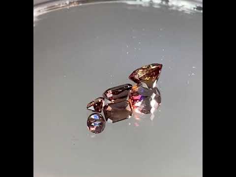 アキシナイトについて詳しく解説