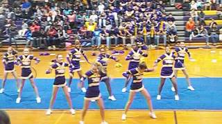 preview picture of video 'Tallassee B-Team Cheerleaders'