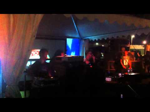 Sr Wilson & Irie Souljah Badalonians Sound @ Dubstation Rototom Sunsplash Part 3 - Unity