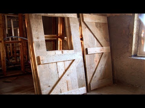 Strawbale Vlog 57 - drzwi drewniane z desek - część 1 - konstrukcja