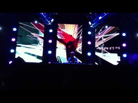 Richard Durand makes you feel good @ Global Gathering Ukraine Kiev 07/09/2011