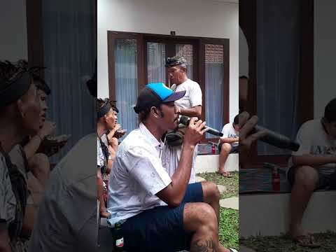 Jro Mangku Made Lonto, Megaleng Kayu