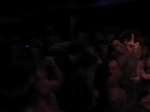 Beardyman and JFB play with the Battlejam crowd