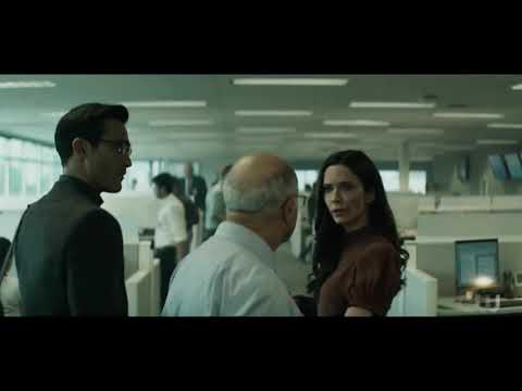 Superman and Lois 1x01 - Clark Gets Fired / Martha Dies