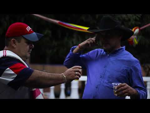 Te Convencieron-Checho Arroyave (Video Oficial)