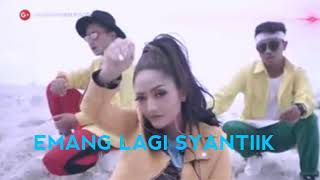 Download lagu Lagi Syantik Siti Badriah ( Lyrics ) mp3