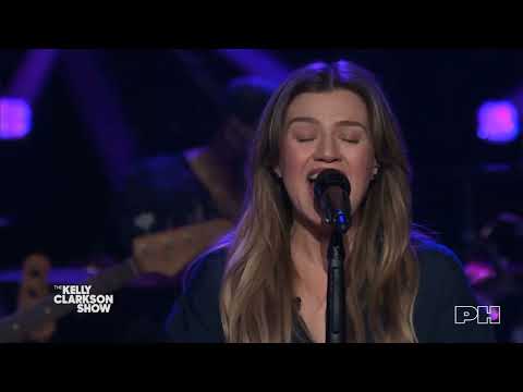 Kelly Clarkson - All The Things She Said (Cover t.A.T.u.) (Live on The Kelly Clarkson Show)