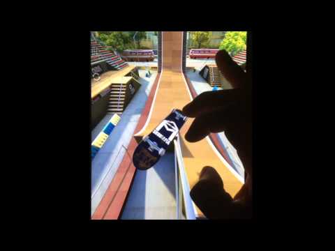 True Skate's "Mondo Ramp" Level