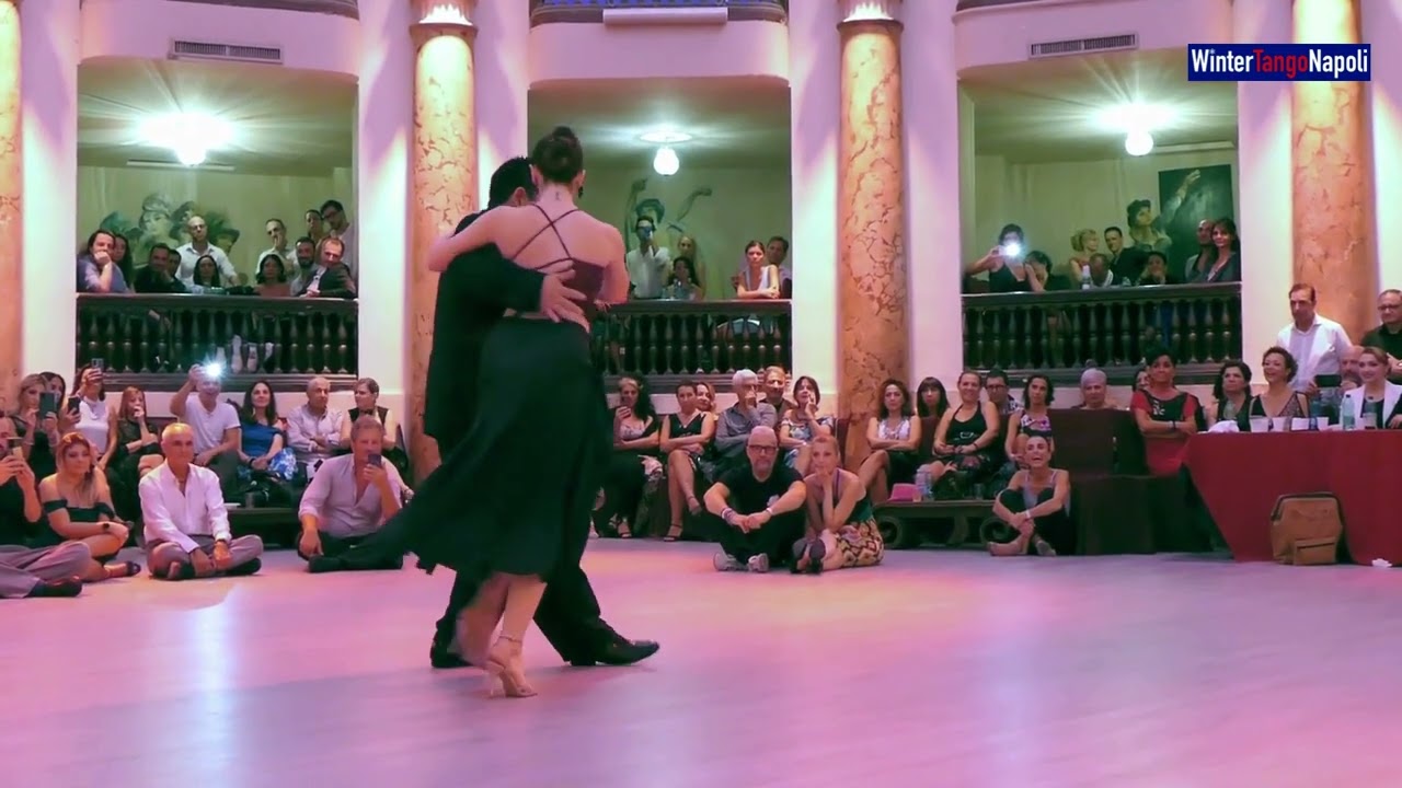 Video thumbnail for Agustina Piaggio & Carlos Espinoza, Mozo guapo (WinterTangoNapoli 2023, 5/5)