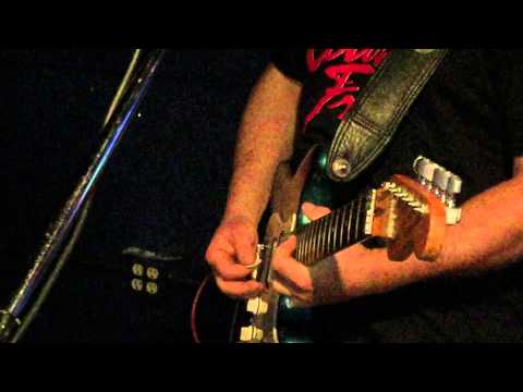 Bourbon street jam - The Roof Top Dogs Performing Take It Easy