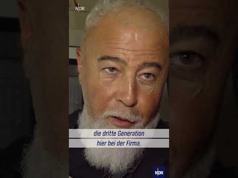 Schrottplatz-Crew mit Sinn fürs Grobe  #ndr #doku #salzgitter #shorts