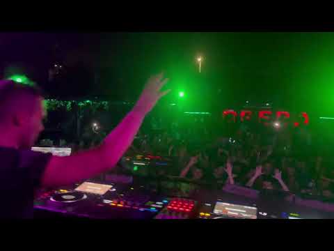 Frank Deka live Opera Arena