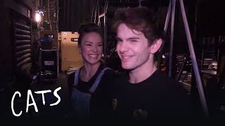 Mungojerrie and Rumpelteazer&#39;s Backstage Tour (Part One) | Cats the Musical