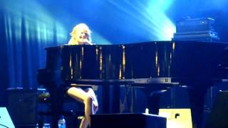 Coeur de Pirate - Francofolies de Spa 2010 -  Intermission + Corbeau