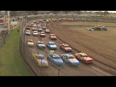 2010/11 Queensland Modified Production Title (Night 1): Charlton Raceway | 30th April 2011