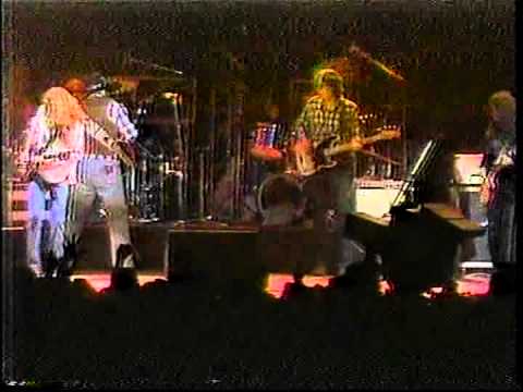 Lynyrd Skynyrd - Very First Reunion with the late Taz DiGregorio on vocals (1979)