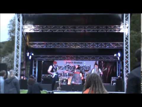 Kaz Hawkins & her Band O' Men 'Shake' LIVE at BluesnRoots Festival CHURCH STRETTON