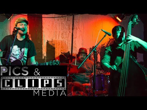 download lagu mp3 mp4 Mudtown, download lagu Mudtown gratis, unduh video klip Mudtown