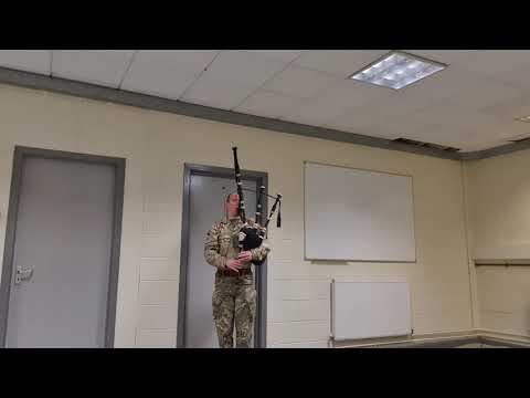 Daily tune challenge on pipes - Pipe Major Bob Martin & Loch Ruan