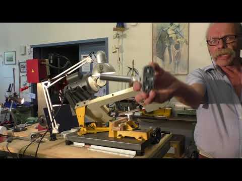 Fenstergriff by Felix Bruggmann