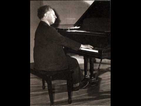 Chopin Scherzo No. 1 Op. 20 Rubinstein Rec 1949.wmv