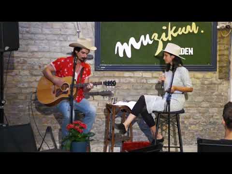 Redbreast Wilson & Volkova Krisztina - Geraldene