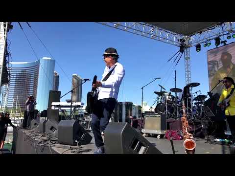 Cafe Agogo - Gregg Karukas @ 2018 San Diego Smooth Jazz Festival (Smooth Jazz Family)