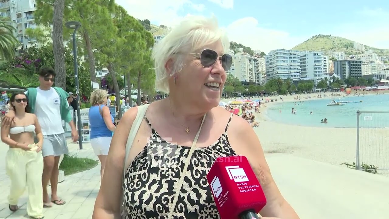 Saranda jo vetëm për detin, turistët e huaj kureshtarë të njihen me jetën dhe traditat e qytetit