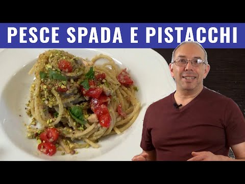 Spaghetti alla siciliana con pesce spada e pistacchi