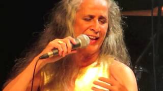 A tua presença morena