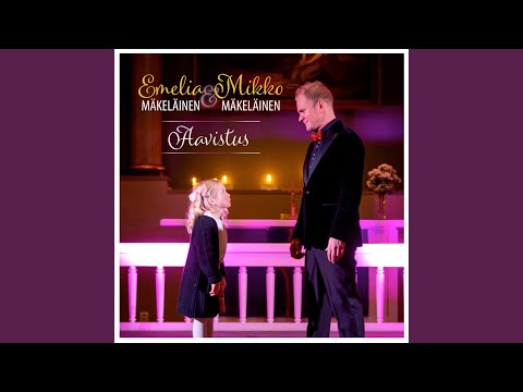 Aavistus - Emelia & Mikko Mäkeläinen