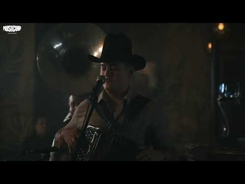 HERNAN SEPULVEDA - MAS  TE RECUERDO - (Video Oficial)