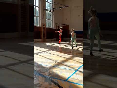 Esterka Sokol Dance style