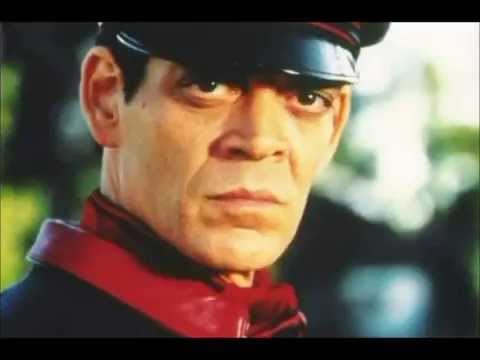 THE DEATH OF RAUL JULIA