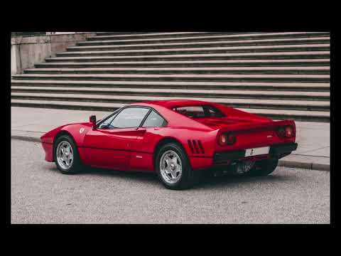 A Ferrari 288 GTO with a mileage of 1500 km and a Classiche certificate will be put up for auction