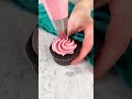 How To Decorate A Cupcake