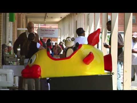 JACKASS PRESENTS: BAD GRANDPA - 'Broken Ride' Clip