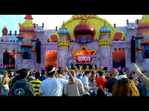 Tomorrowland 2011 - Markus Schulz (Evolution Stage) U R + Sinners