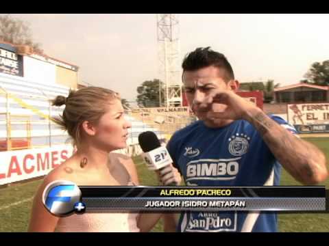 ENTREVISTA DE DAYSI JUÁREZ CON  ALFREDO PACHECO PREVIO A LA FINAL!