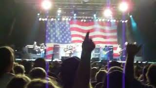 Lynyrd Skynyrd  Lyve   That Ain&#39;t My America 2008