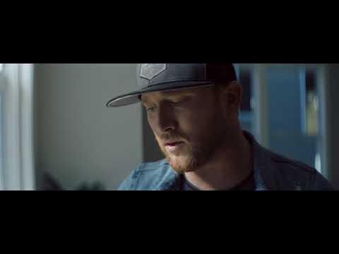 Cole Swindell - "Break Up In The End" (Official Music Video)