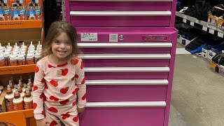 Christmas At Lowes, Tools, Tool Boxes, Walk Around 🔧 🧰