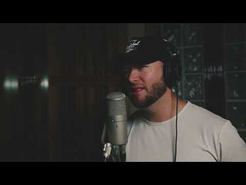 Kelsey Hart - Something That You'd Miss (Official Music Video)