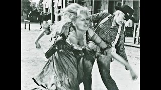 Download lagu 'The Outlaws Is Coming' (1965)-Gunplay & Catfight mp3