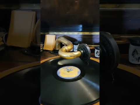 With Plenty of Money and You - (Ann Lee Davies) Frank Dailey & his Meadowbrook Orch BB #6664 1936