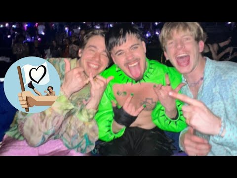 Joker Out & Käärijä having fun in the green room together