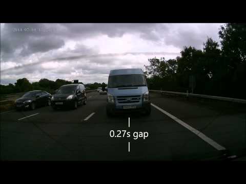 AV07 XRS - Tailgating & close pass