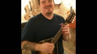 Video thumbnail for Shawn Brock demos The Loar LM 220 VS Mandolin by ShawnBrockMusic